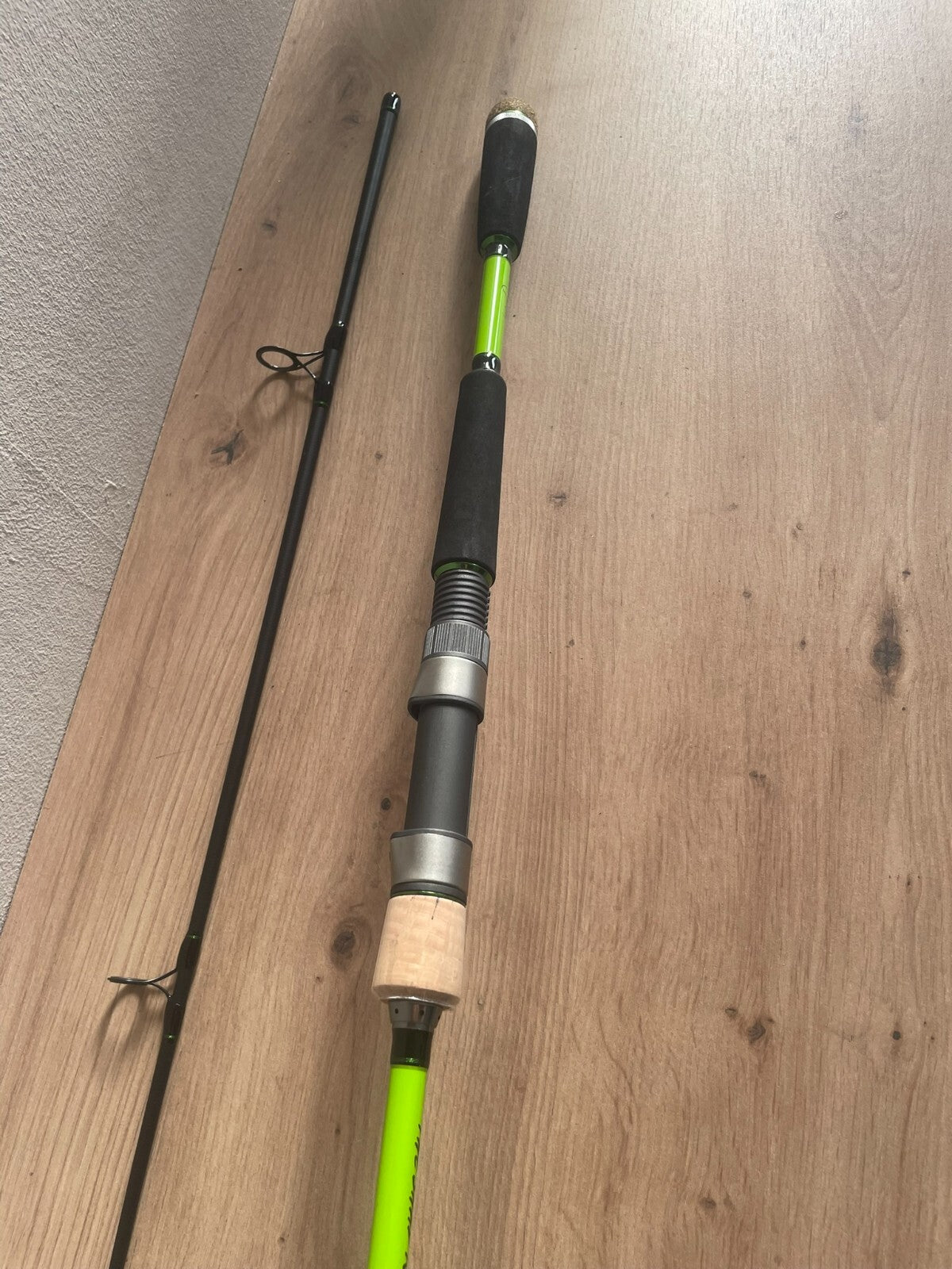 Jackson The Shad Rod M Rute 240cm 1030g1