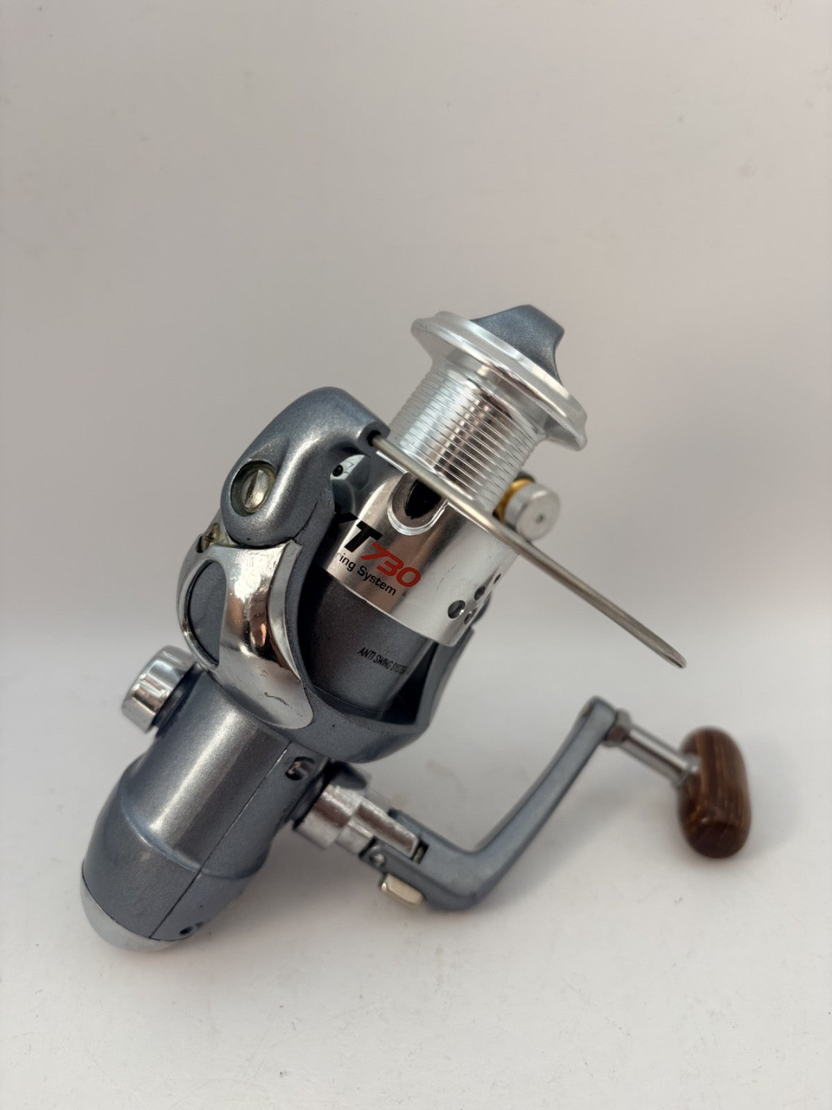 Balzer XT 730 Front Drag Rolle2