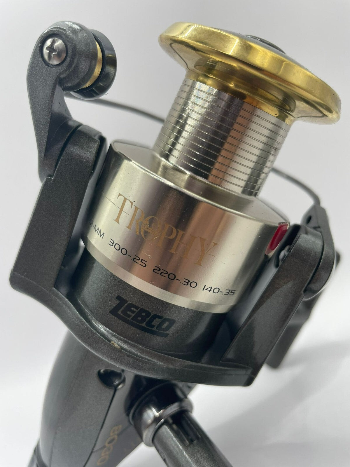 Zebco Trophy 8030 RD Rolle2