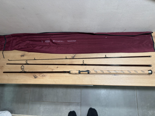 Ultimate Empire Rute 330cm 2040g0