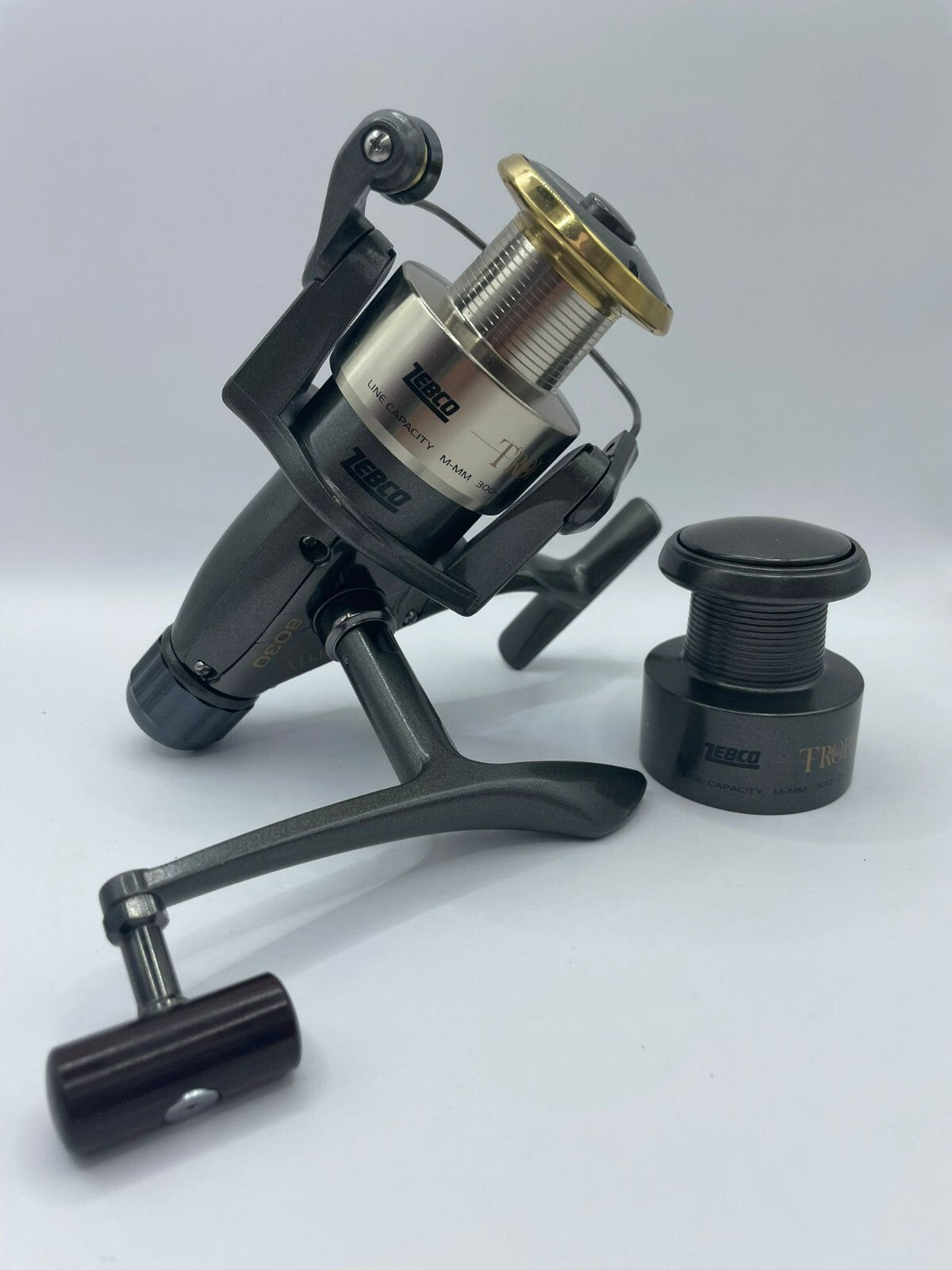 Zebco Trophy 8030 RD Rolle3