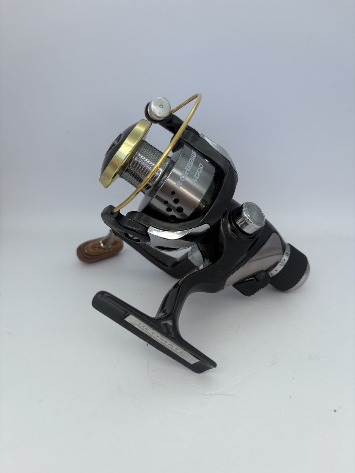 Ultimate Bohemium 4000 Freilaufrolle Angelzubehör0