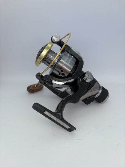 Ultimate Bohemium 4000 Freilaufrolle Angelzubehör0