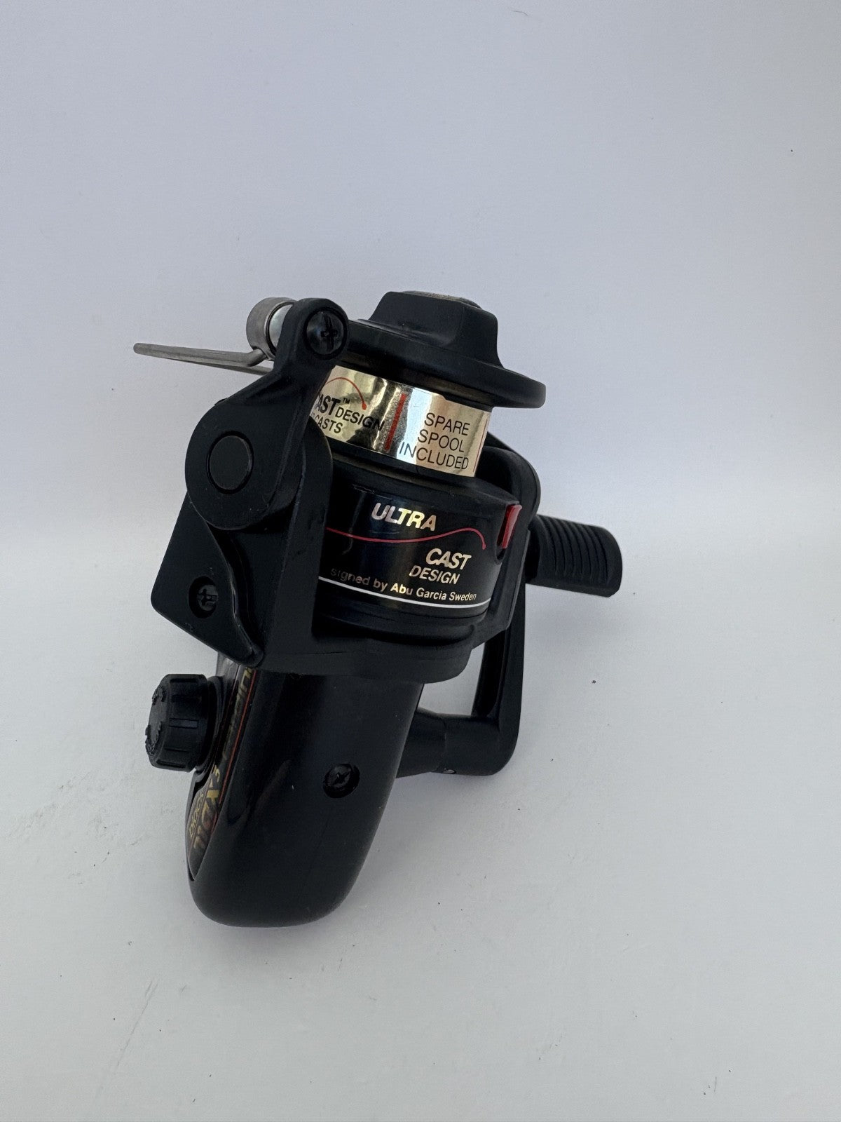 Abu Garcia Cardinal Black Max 3, Rolle Angelzuhör2
