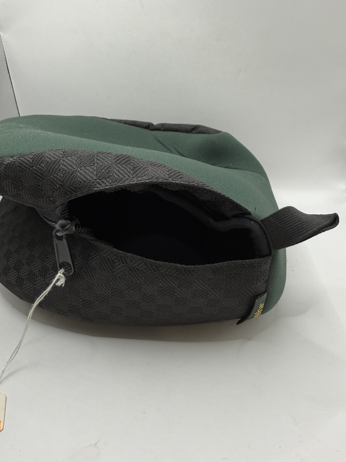 Behr Zubehörtasche / Rollentasche – Gepolstert & Belüftet5