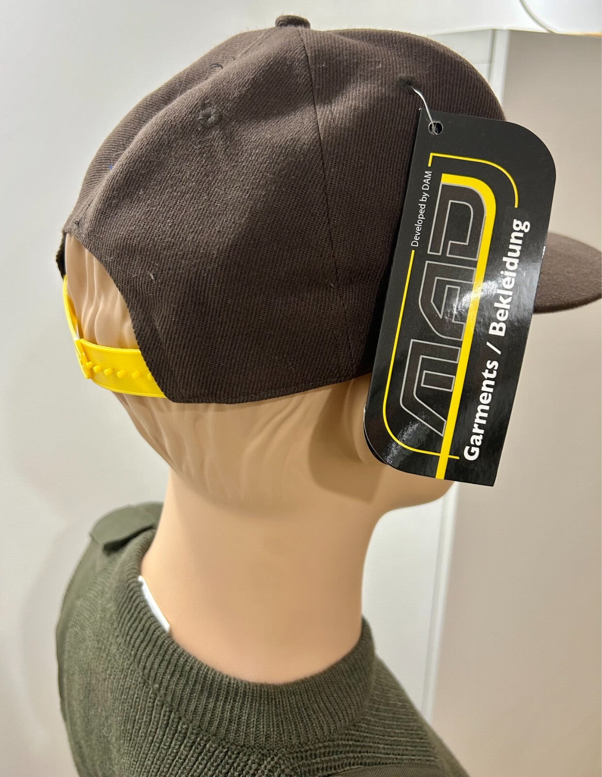 DAM Mad Cap Sonnenschutz schwarz Kappe1
