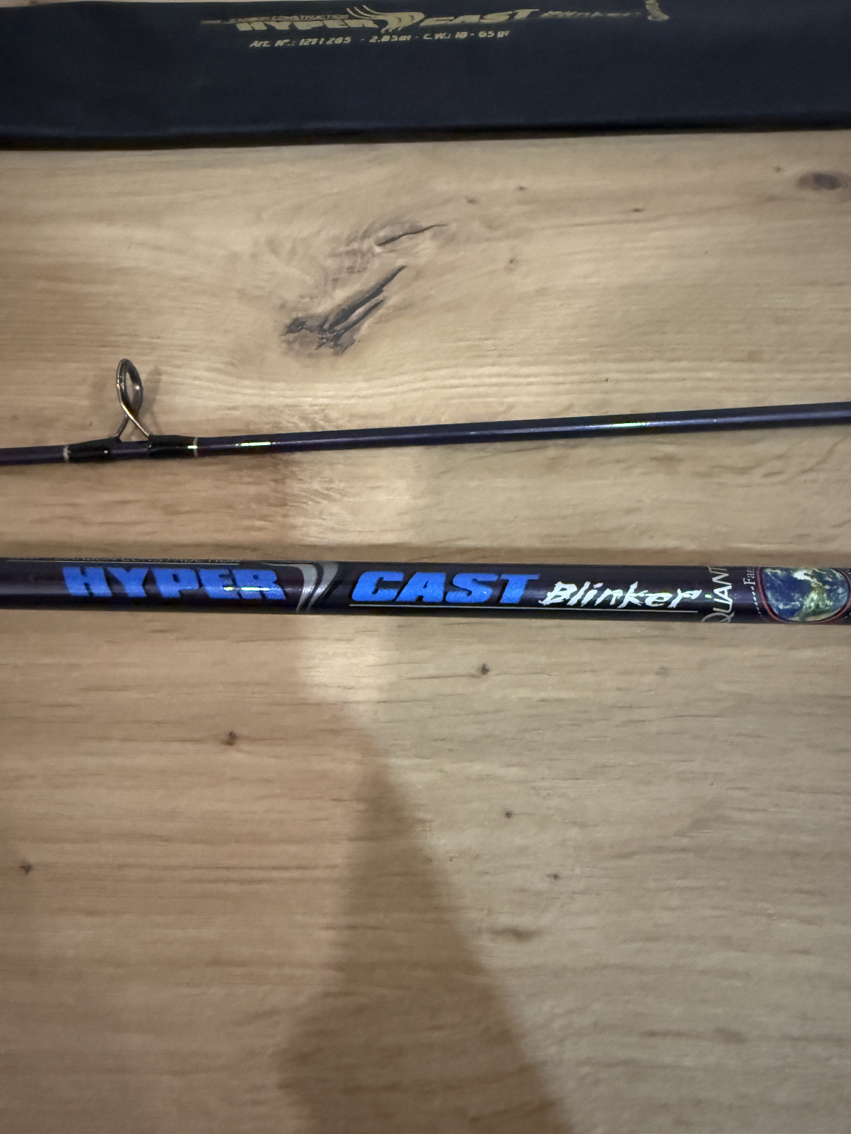 Quantum Hyper Cast Blinker 285cm 1865g Rute2